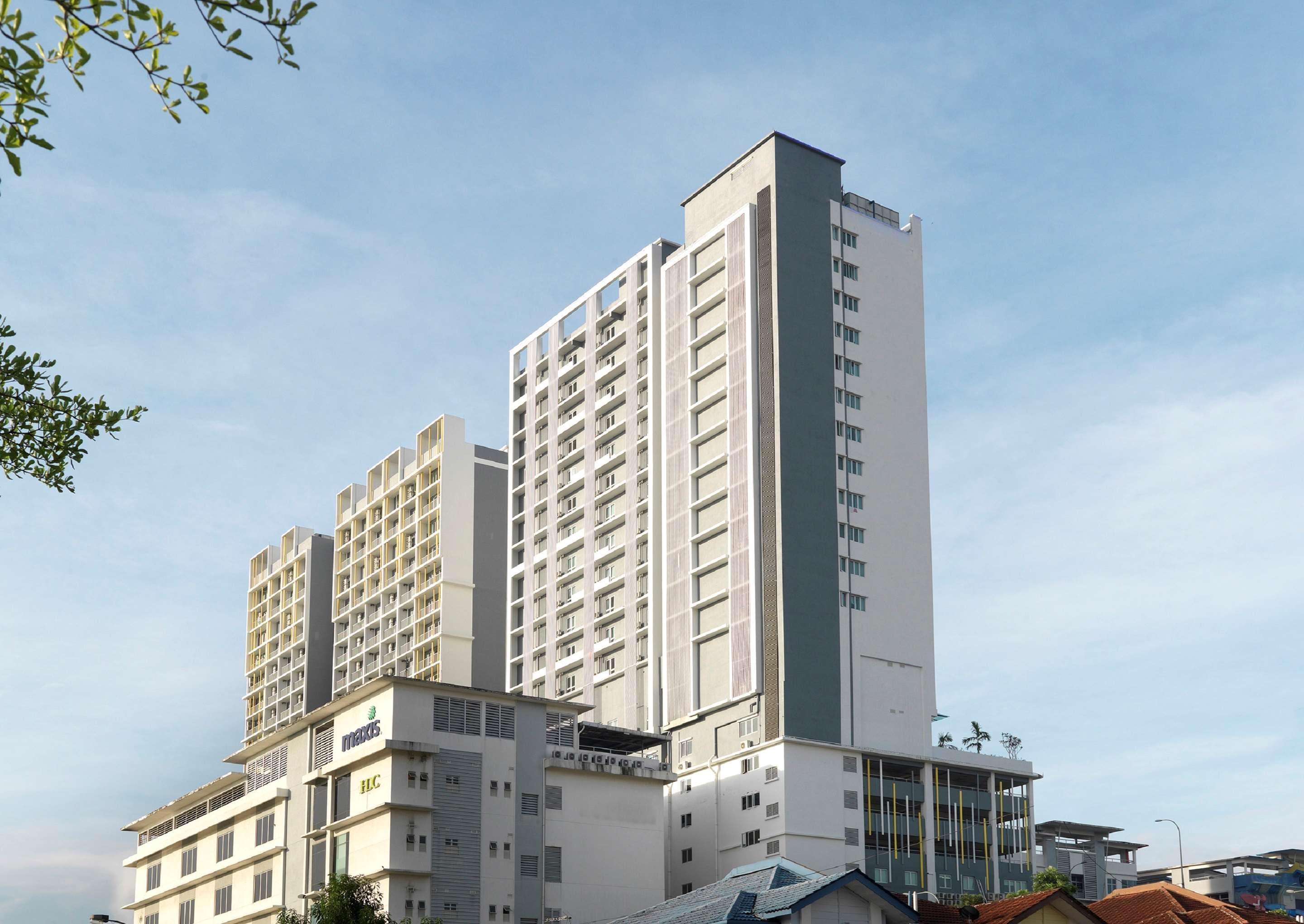 Wyndham Garden I-City Shah Alam Exteriör bild